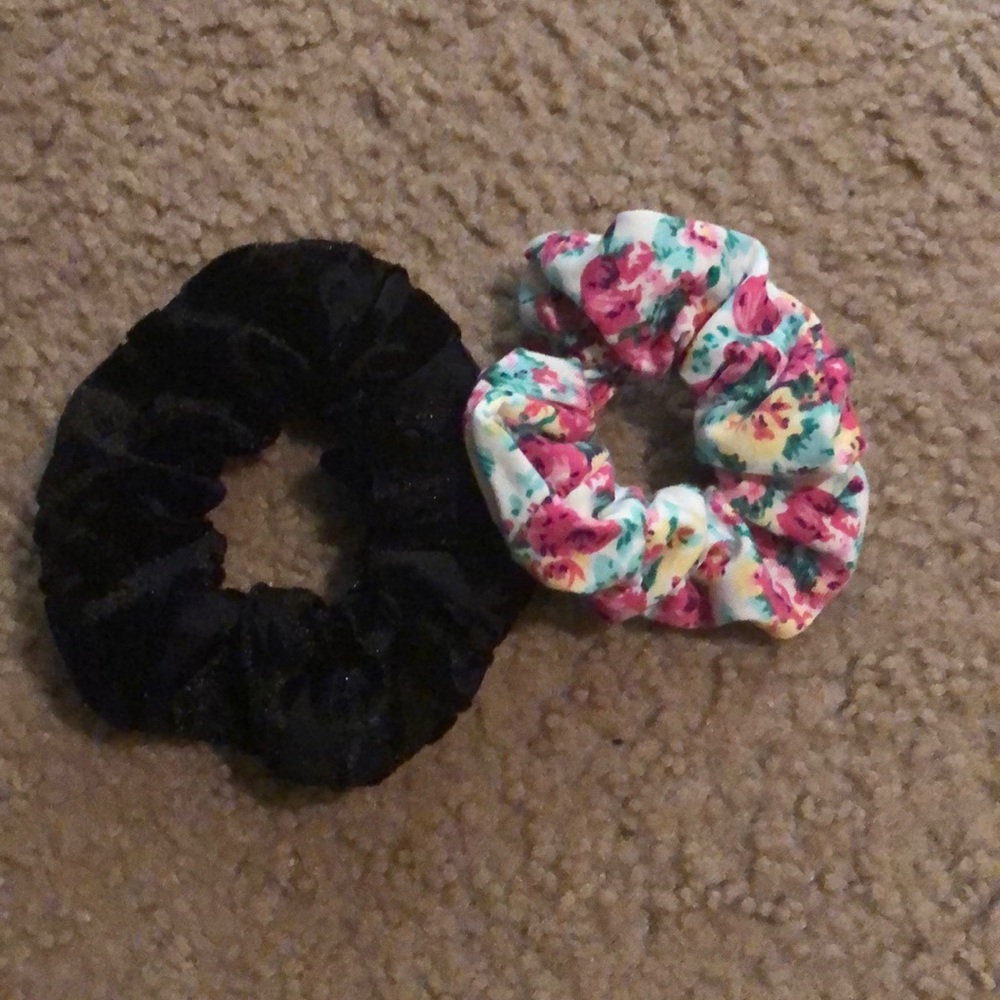 scrunchies